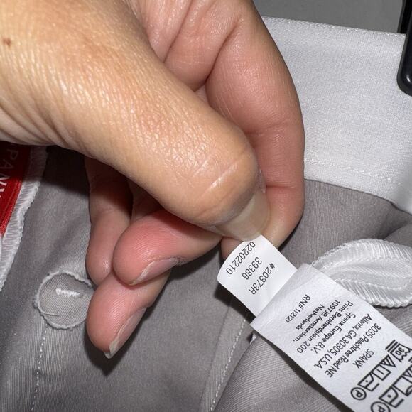 Spanx 20373R On-The-Go Kick Flare Pants Classic White - Small NWOT - Picture 8 of 9